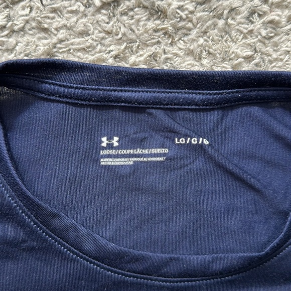 Under Armour Shirt - Picture 3 of 3